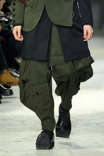 Look 77